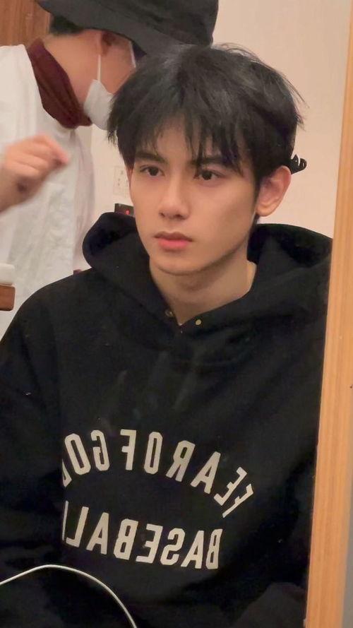 胡先煦吃瓜缩写,揭秘娱乐圈幕后真相