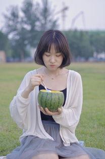 吃瓜少女本人,吃瓜少女的甜蜜瓜界探险记