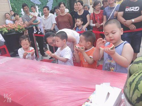 吃瓜姿势要帅,吃瓜姿势要帅，解锁夏日潮流新姿势