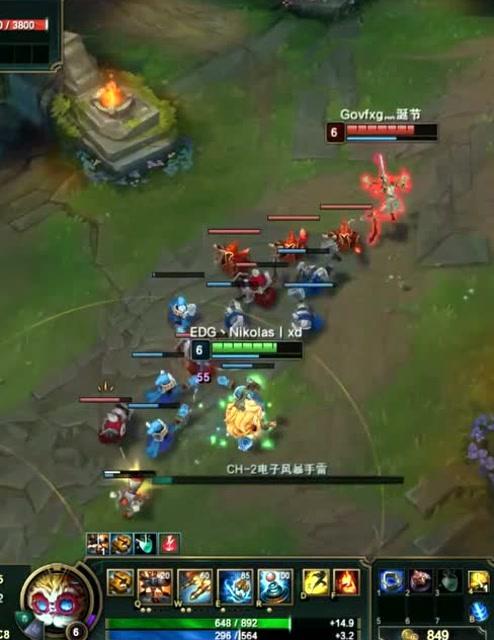 lol法神大头吃瓜,揭秘LOL神秘事件背后的真相